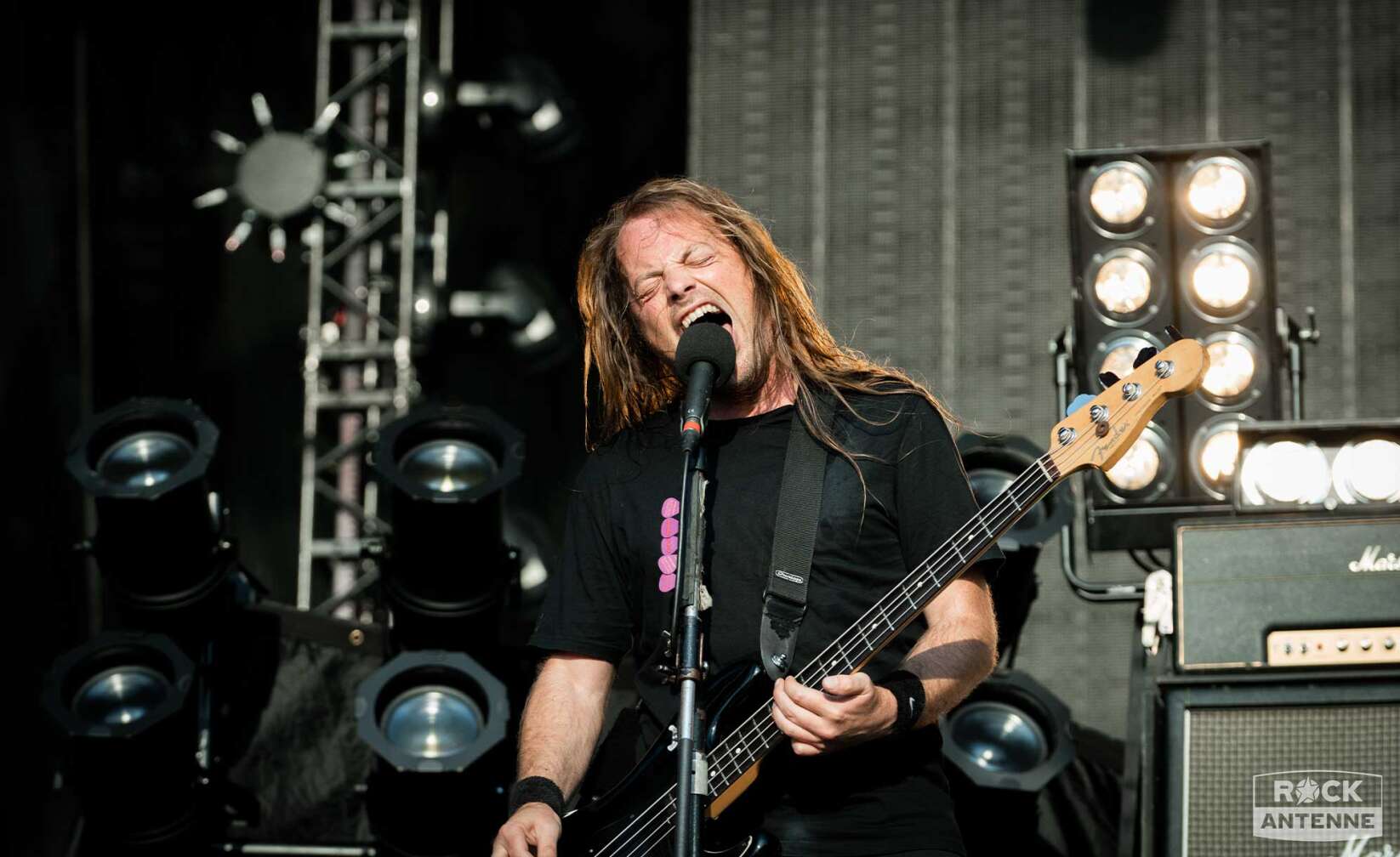 Airbourne beim Konzert am Königsplatz 2023 in München