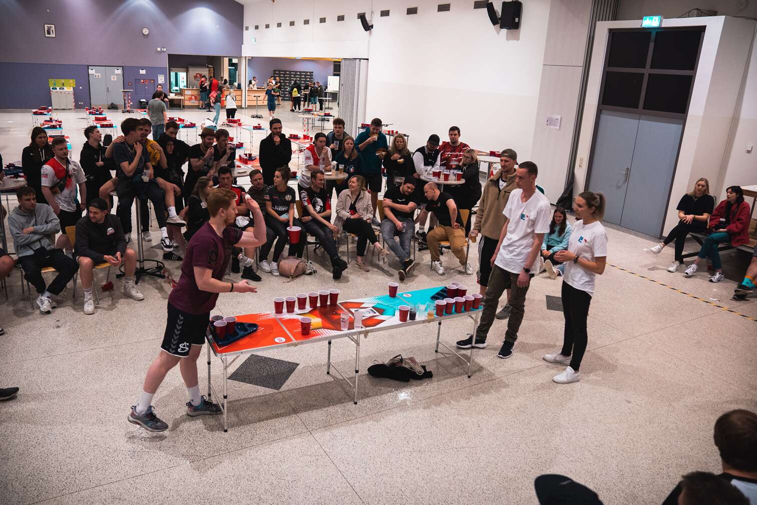 Ein Foto einer Veranstaltung der Beer Pong Bundesliga