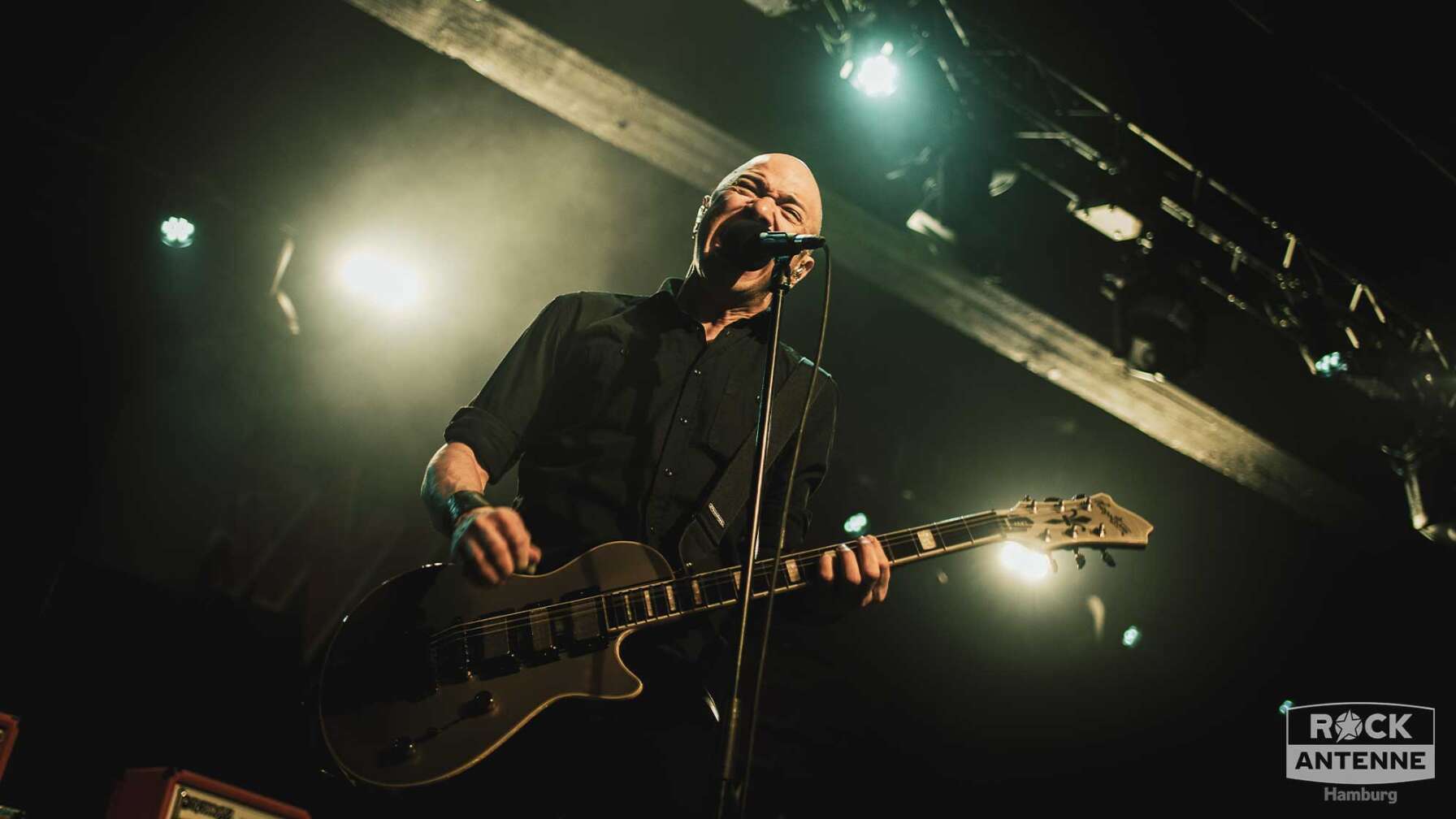 Danko Jones beim Konzert am 30.11. in der Großen Feiheit 36 in Hamburg