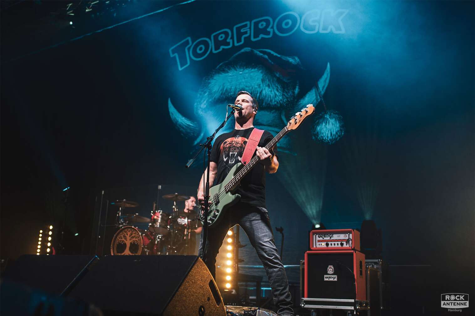 Foto vom Auftritt von Torfrock bei der Bagalutenwiehnacht 2023 am 22.12. in Hamburg