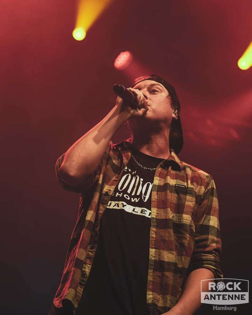 State Champs live in der edel-optics.de-Arena am 02.02.2024 als Vorband von Simple Plan