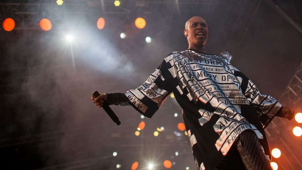 Bild der Sängerin Skin der Band Skunk Anansie auf einem Konzert 2016