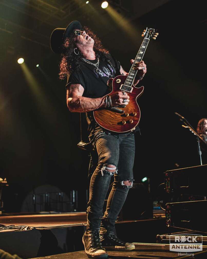 Slash ft. Myles Kennedy & The Conspirators live in Hamburg