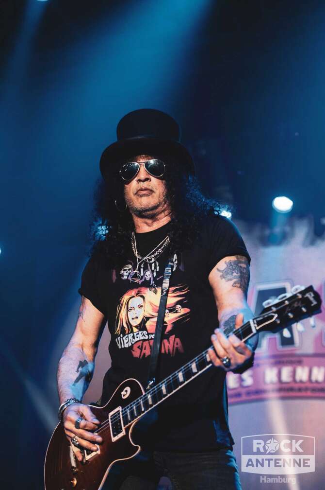 Slash ft. Myles Kennedy & The Conspirators live in Hamburg