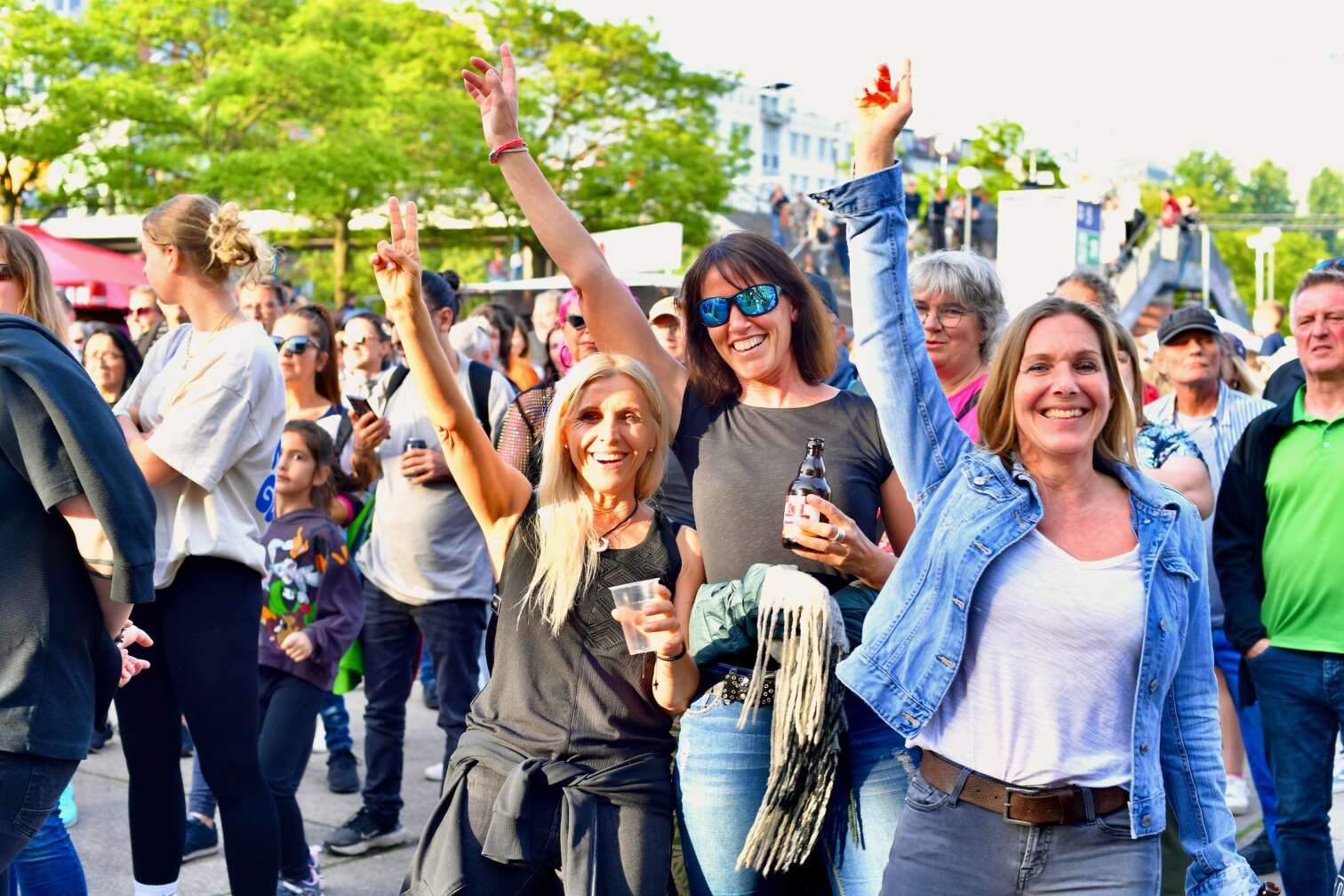 Die ROCK ANTENNE Hamburg Band beim Hafengeburtstag 2024