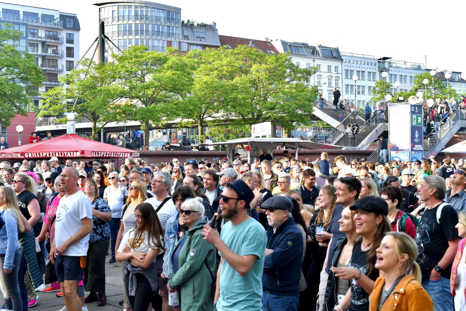 Die ROCK ANTENNE Hamburg Band beim Hafengeburtstag 2024