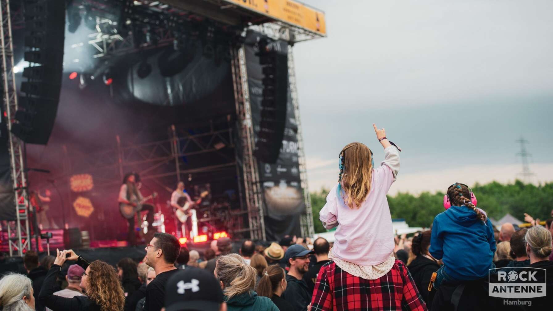 Land und Leute beim Match Burner Open Air 2024