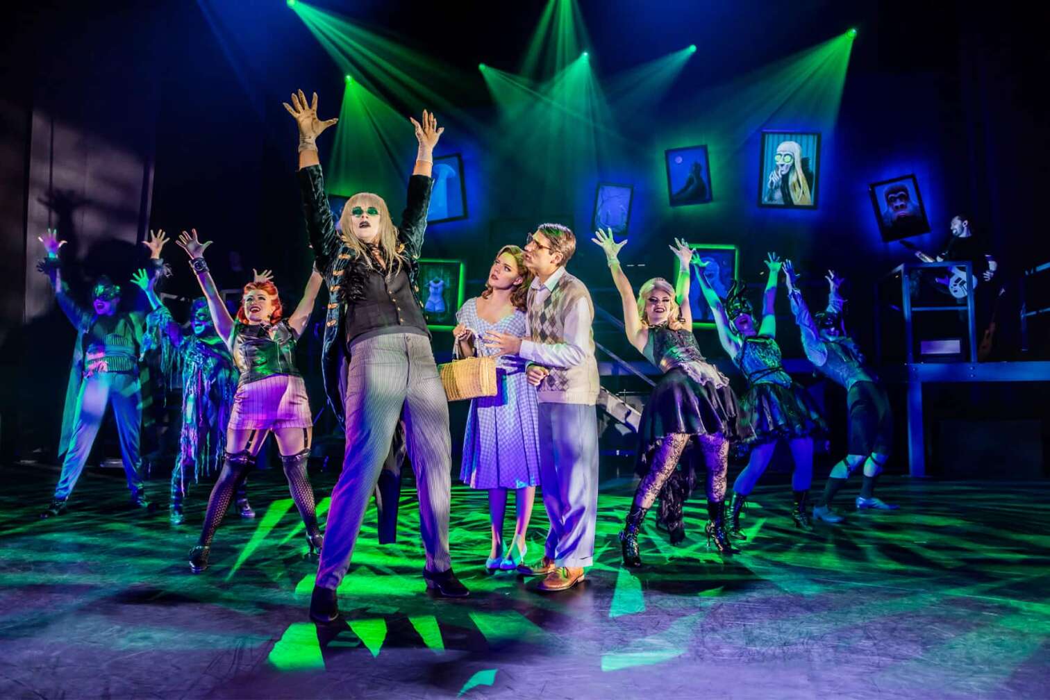 Foto der Musical Inszenierung der Rocky Horror Show